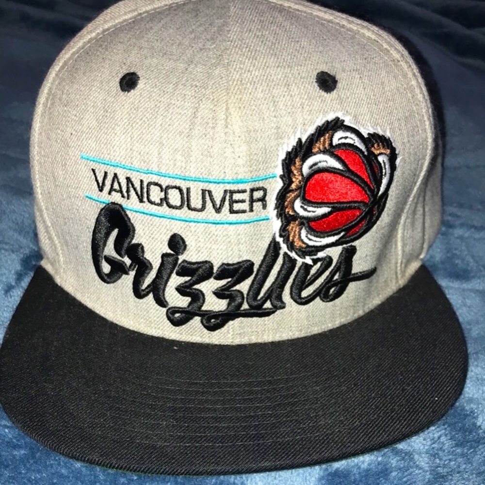Throwback Vancouver Grizzlies SnapBack